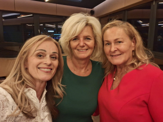 Ff1d2bf1 49d7 433f 803a Eeeb701a1b54